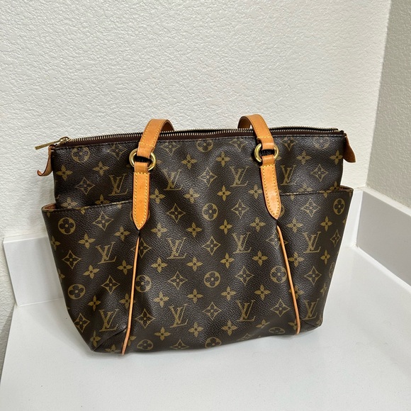 Louis Vuitton Totally PM Monogram Canvas Shoulder Tote Bag - Picture 1 of 9